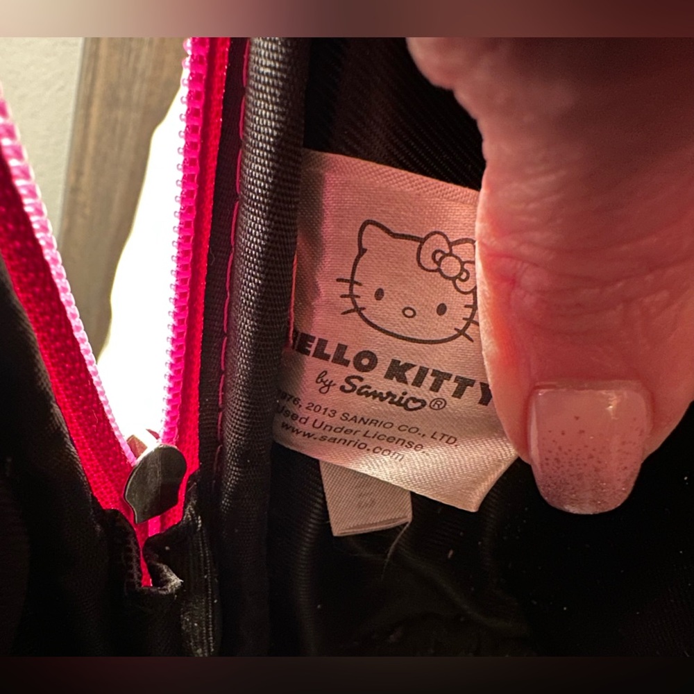 Loungefly Sanrio Hello Kitty Patent Leather Embossed Dome Tote Hand bag - Picture 11 of 16